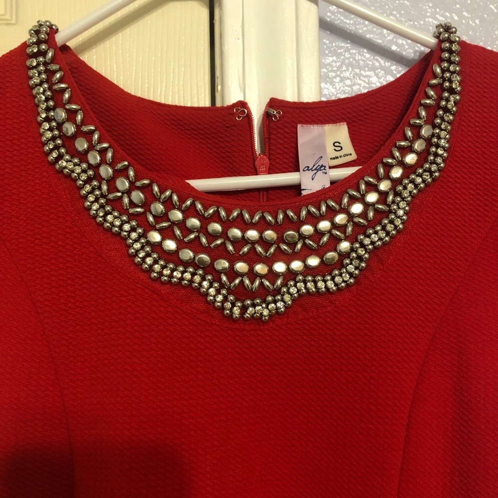 Red Dress - Picture 2 of 3